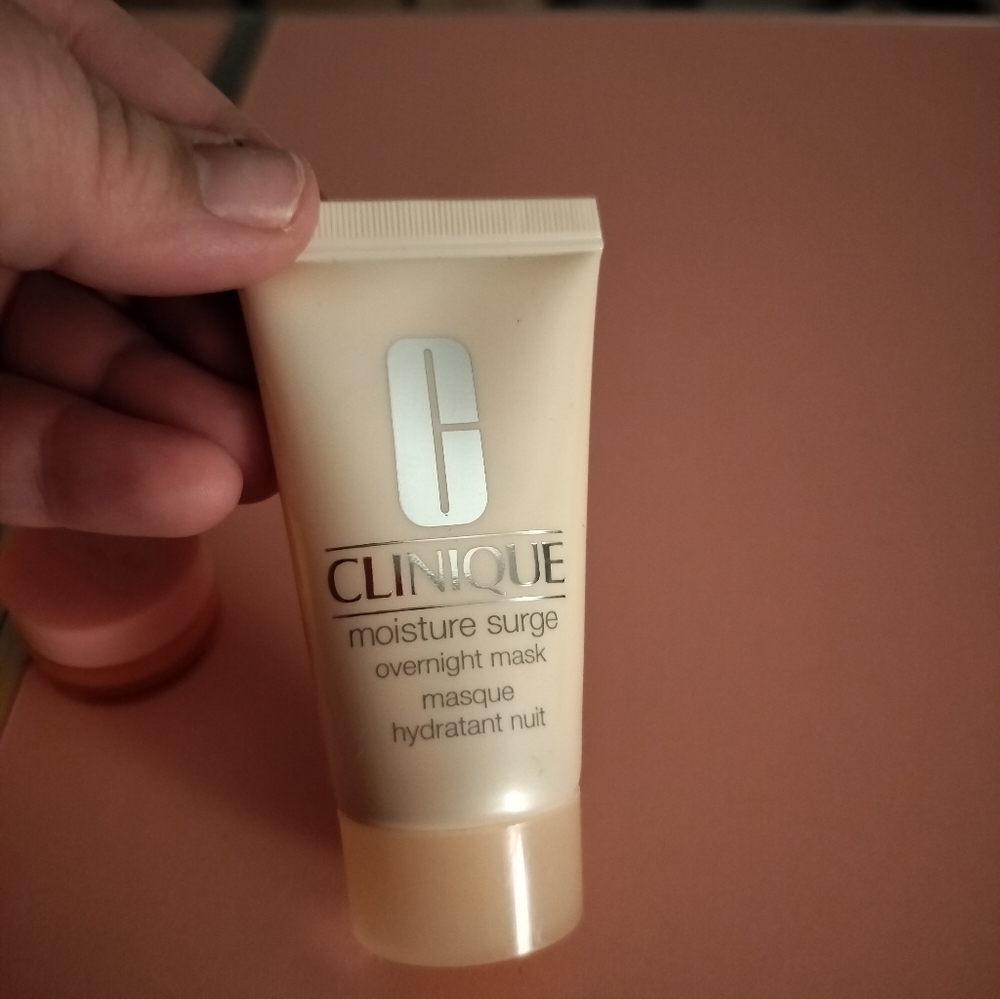 Skincare Bundle! - Picture 7 of 8